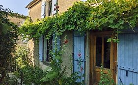 Les Volets Bleus